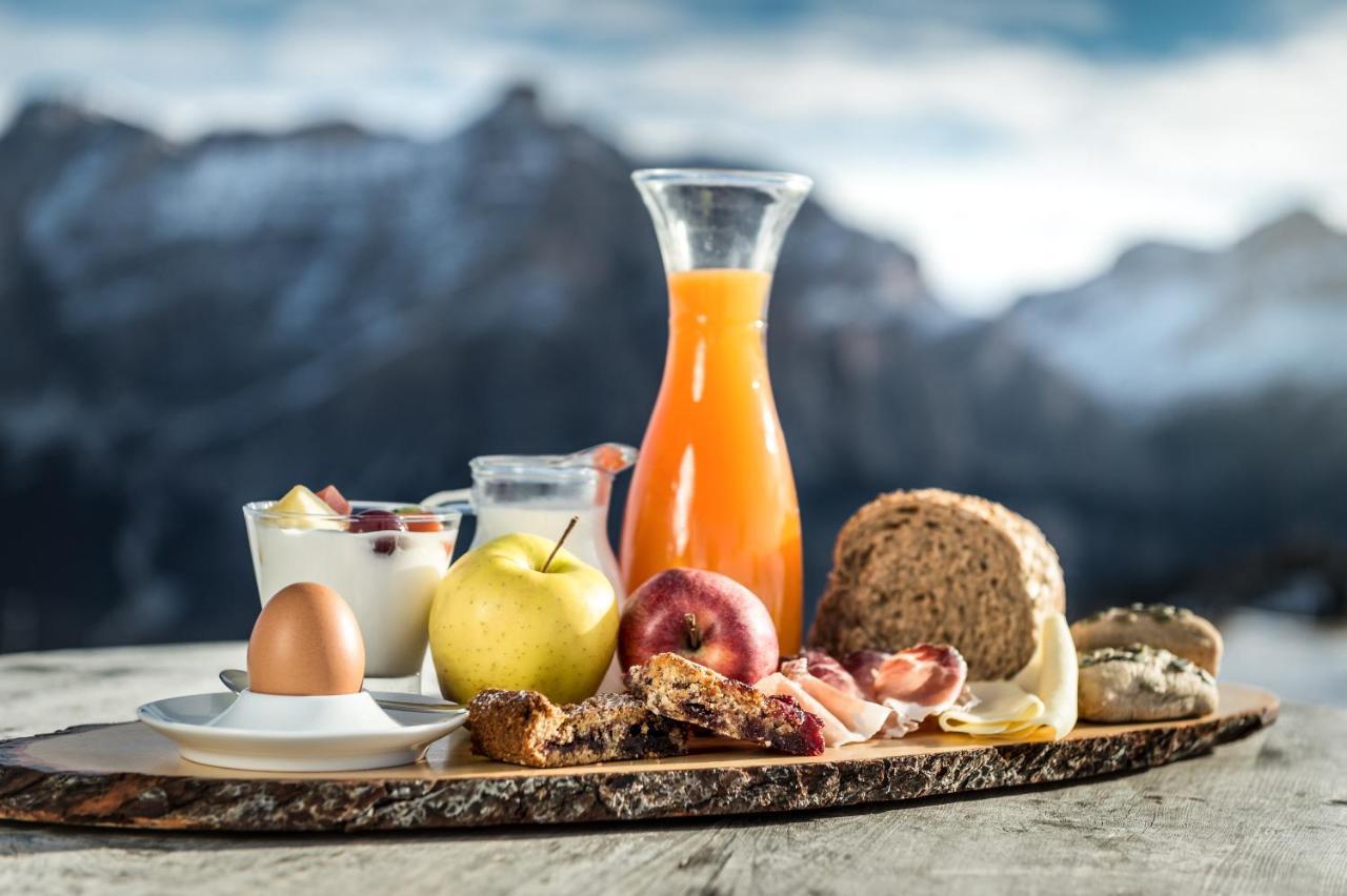 Rifugio Alpino Pralongià Vila Corvara In Badia Exterior foto